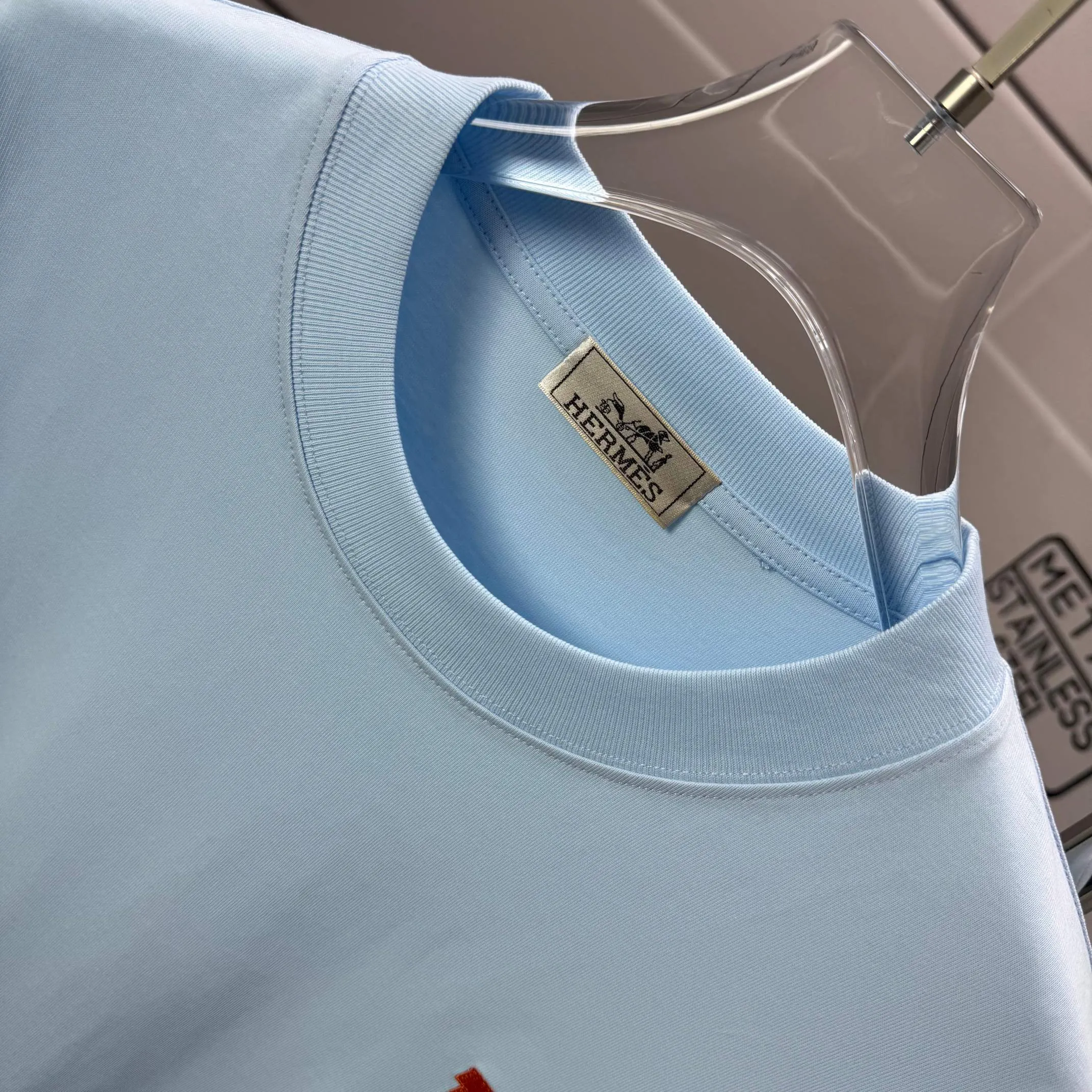 # Herme* * 2026 New Arrival Classic T Same Style ：Black White Purple Green Blue Size： S （90-130 ） M （120-150 ） L （140-165 ） XL （160-180 ） XXL （180-210 ）